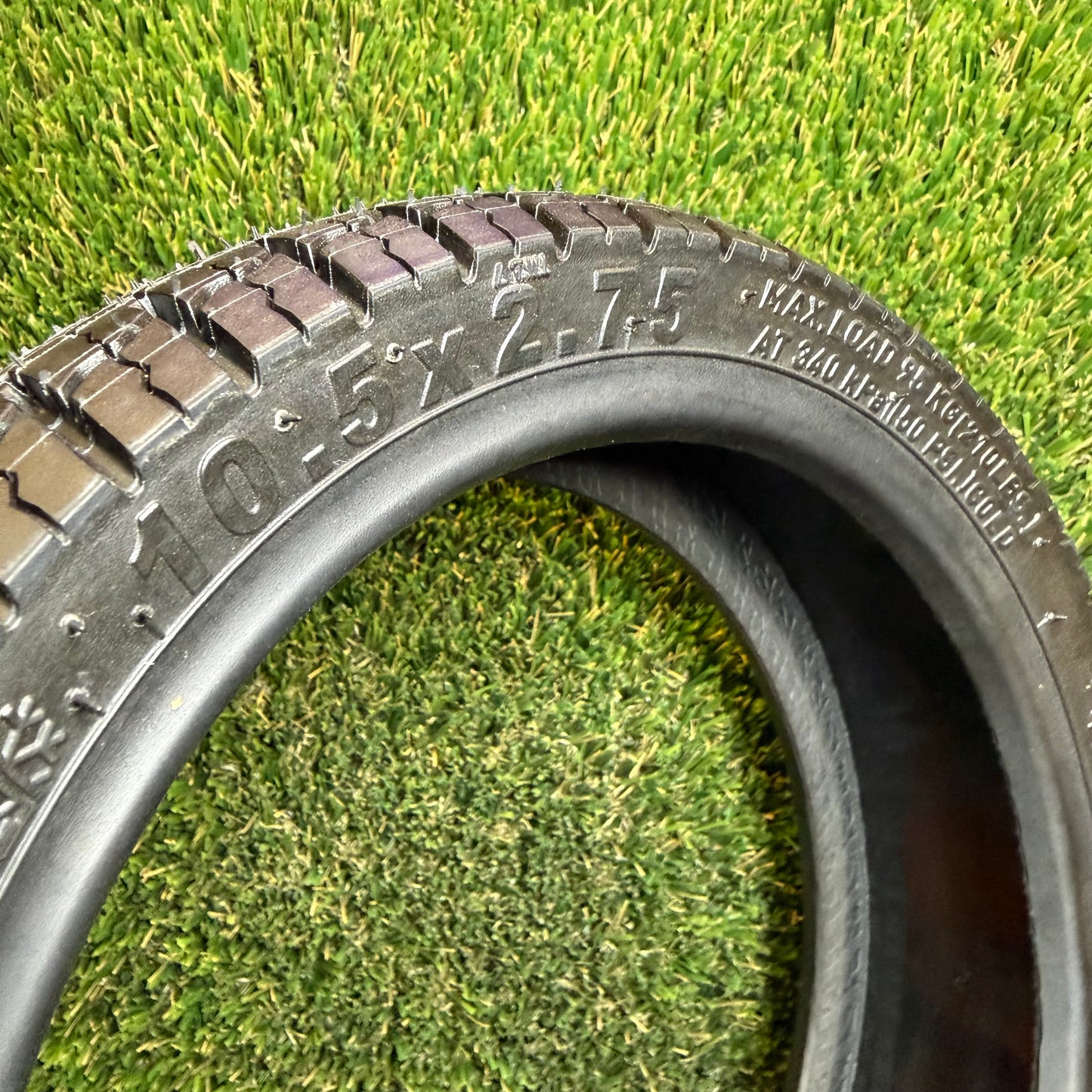 10.5x2.75 Road Tyre Self Healing Size