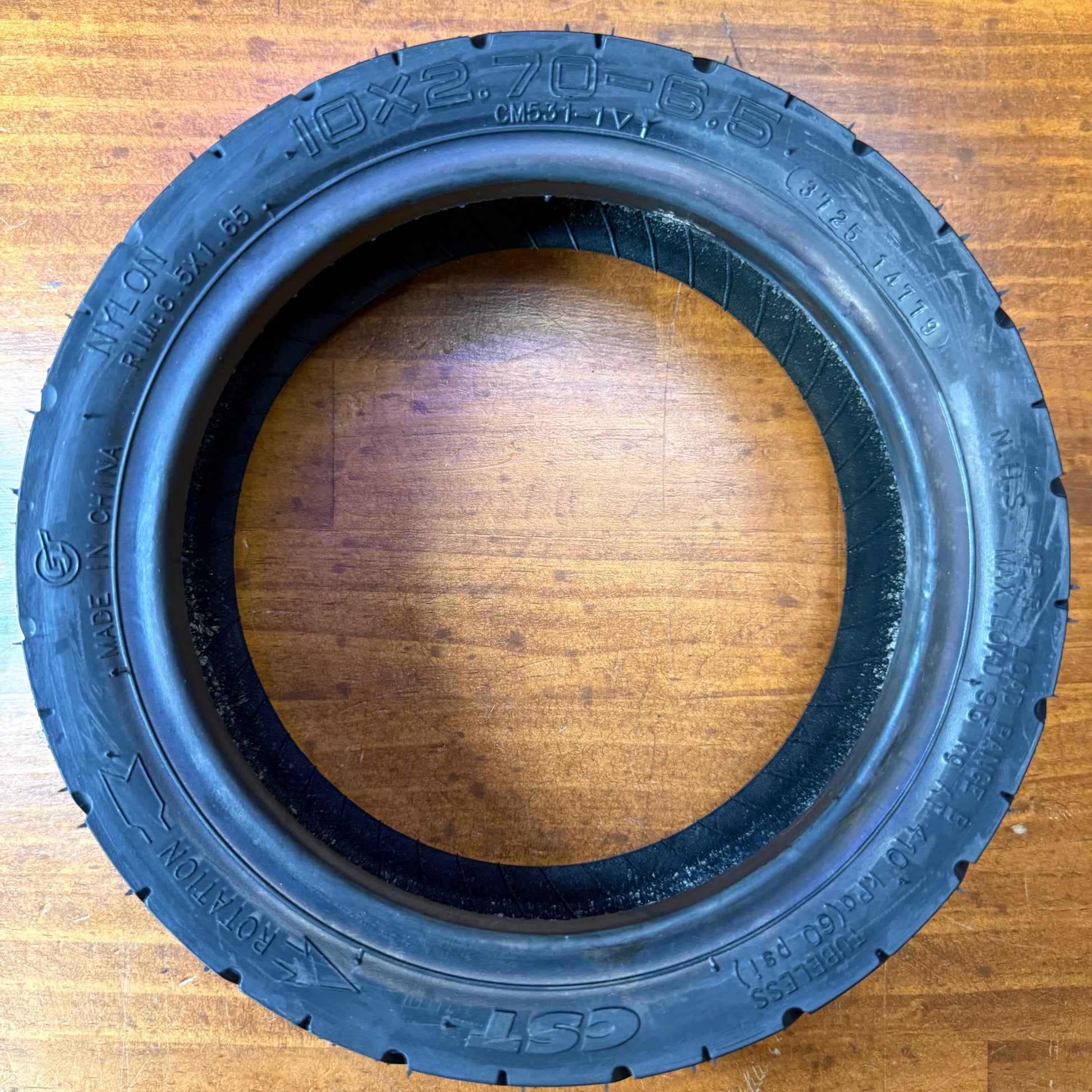 10x2.70-6.5 Road Tyre CST Top