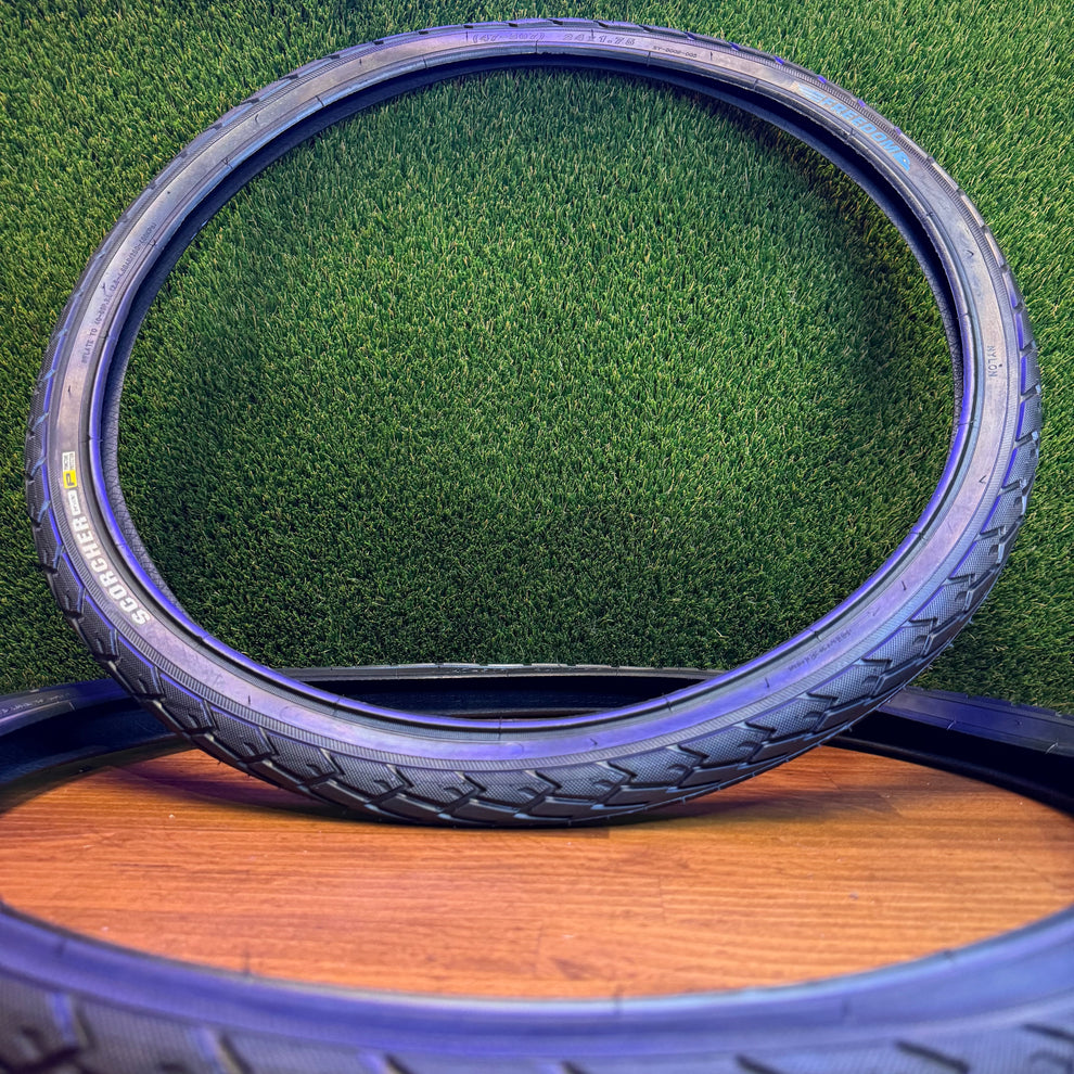 Wanda 20 X 4.0 Slick Tread Dark Sidewall E-Bike Fat Bike Tyre | Action