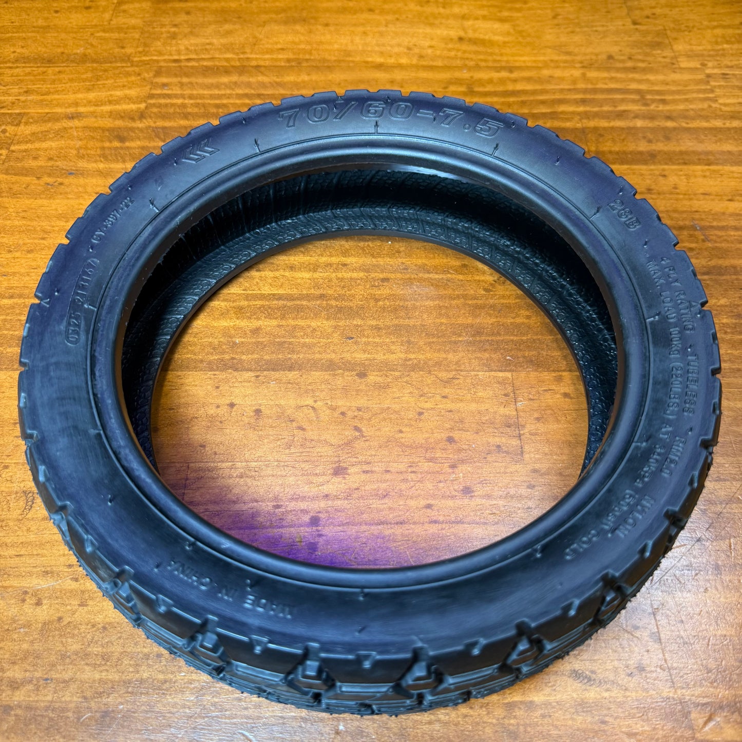 70/60-7.5 Semi Off Road Tyre Self Healing Top