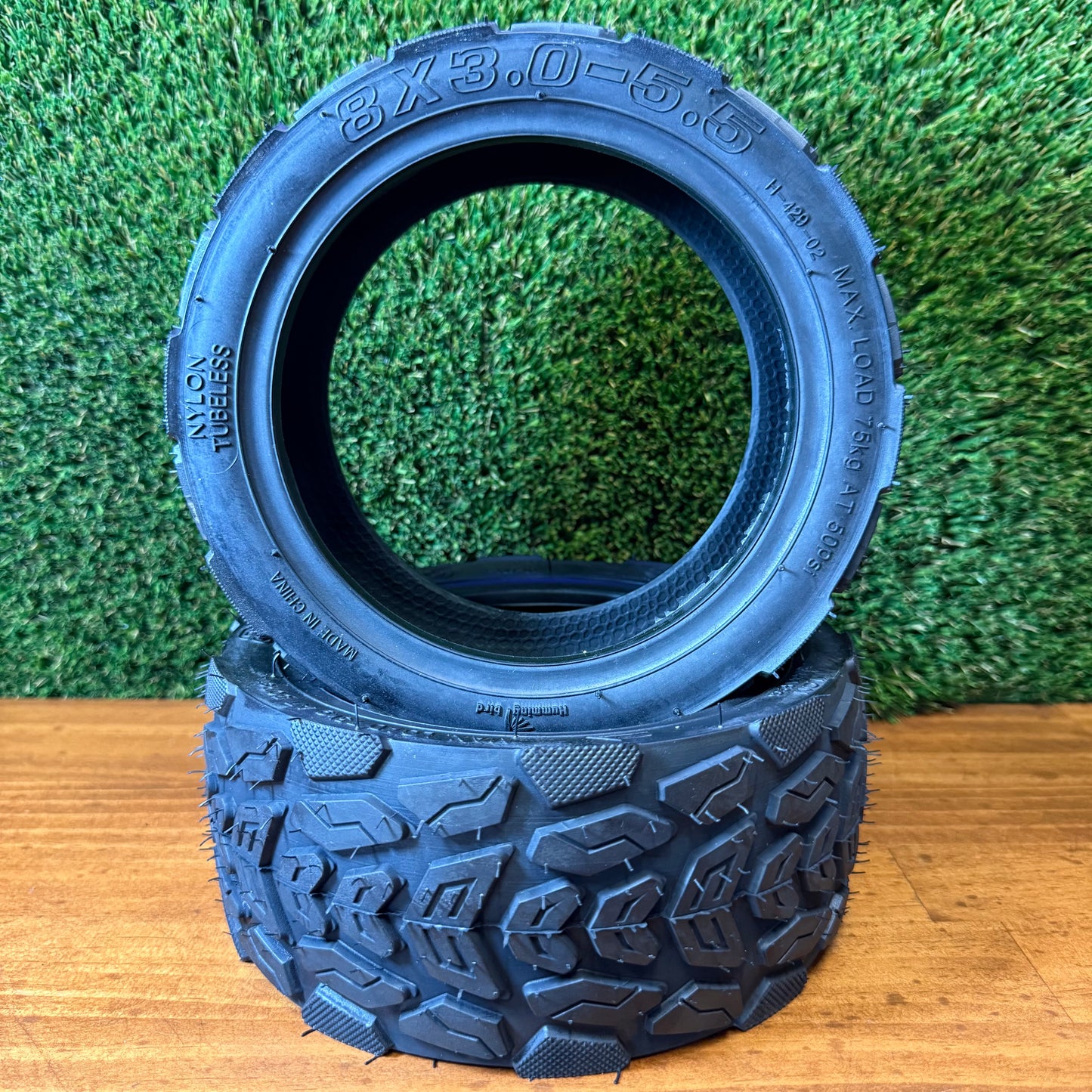 8x3.0-5.5 Off Road Tyre 