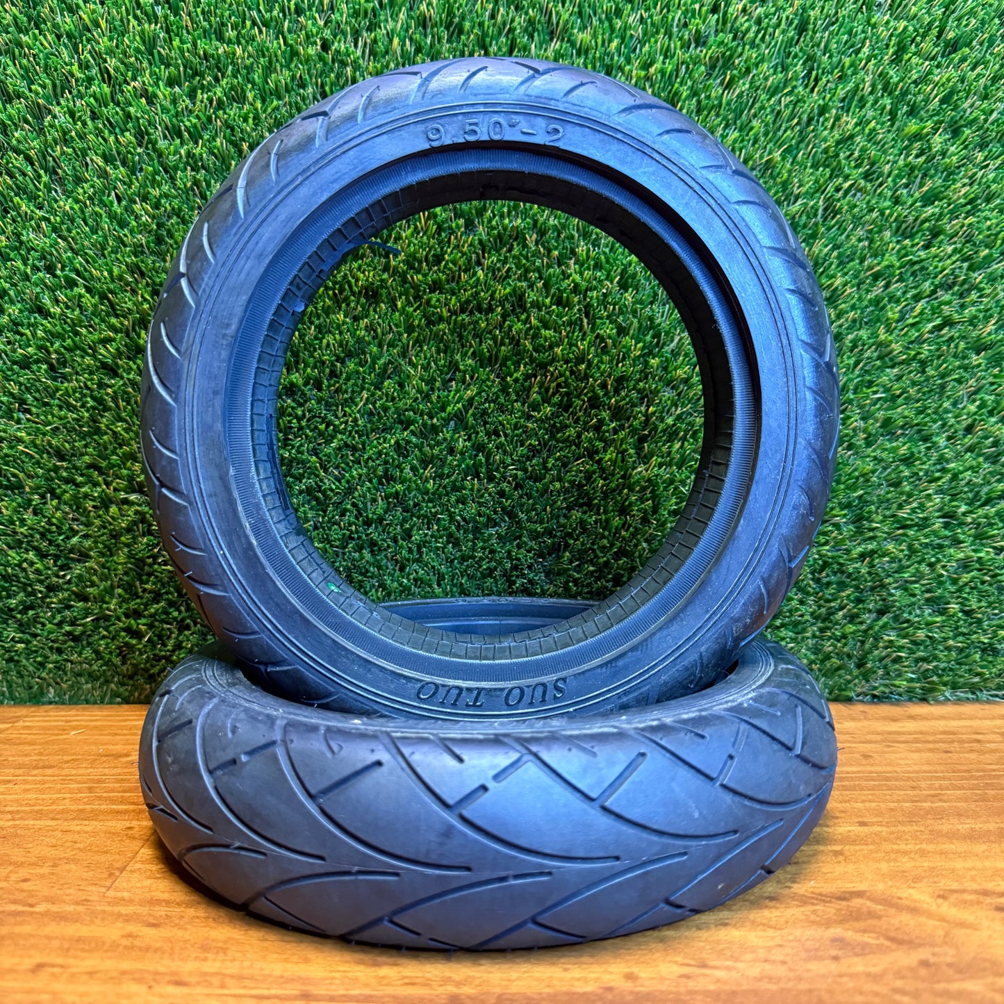 9.5x2 Solid Tyre