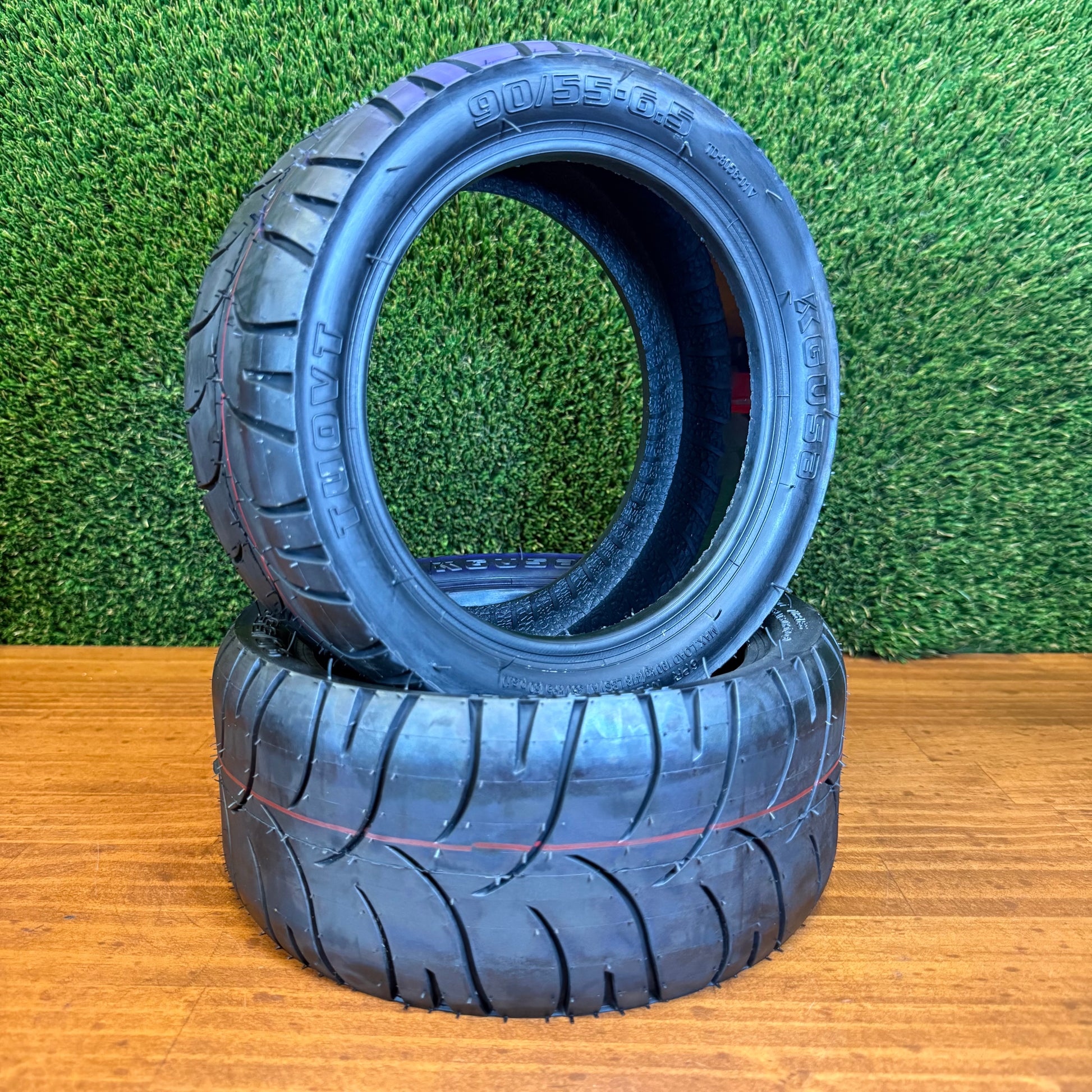 90/55-6.5 Road Tyre Self Healing - 11 Inch