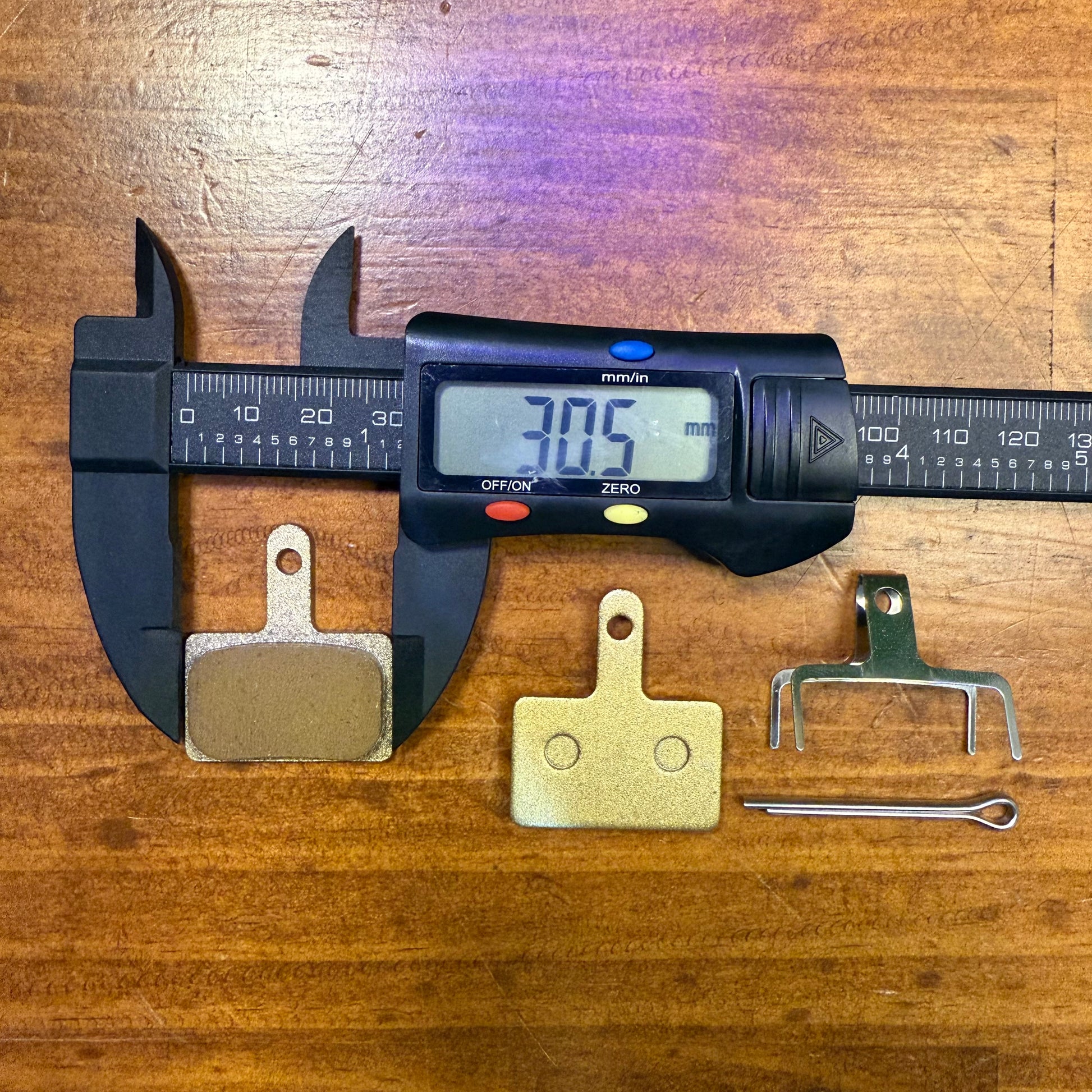 Brake Pads - Rectangle 30.5mm Wide / 35mm High (Type 1) WIDE