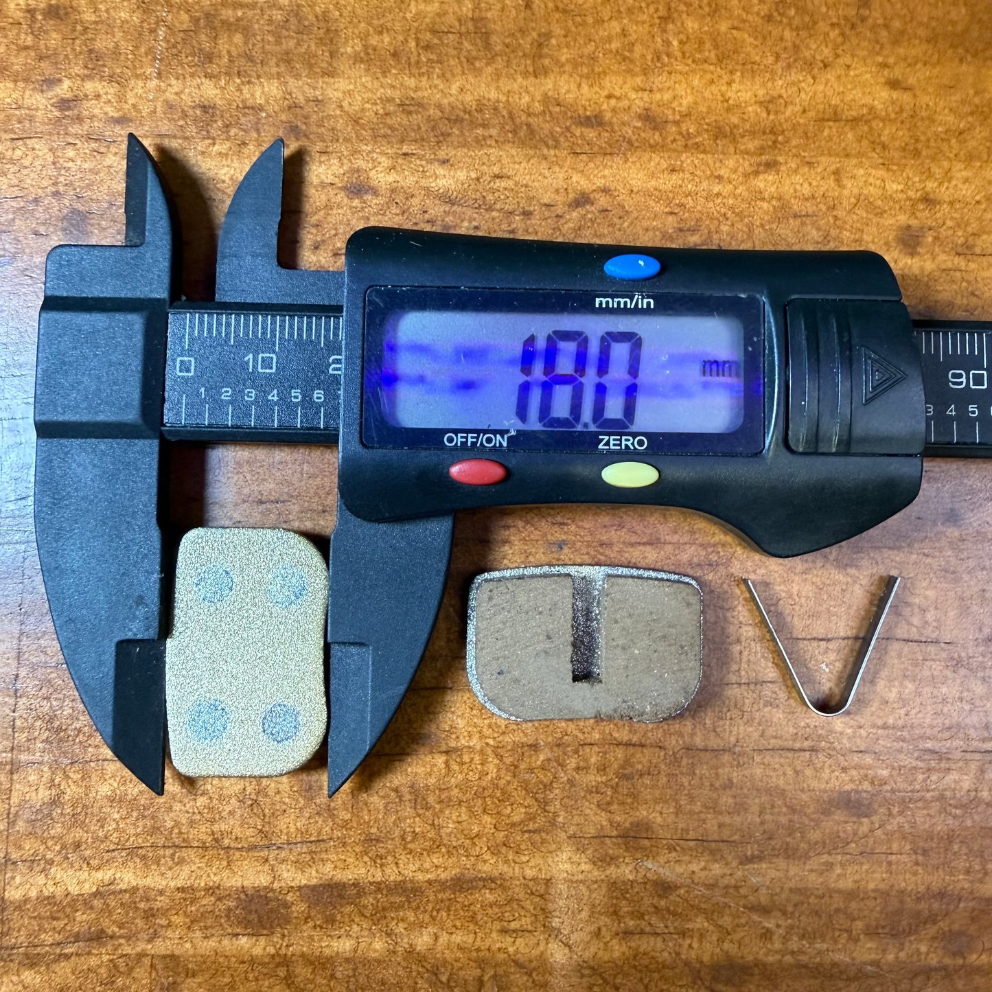 Brake Pads - Rectangle Slotted 27.5mm x 18mm (Type 5) Height 