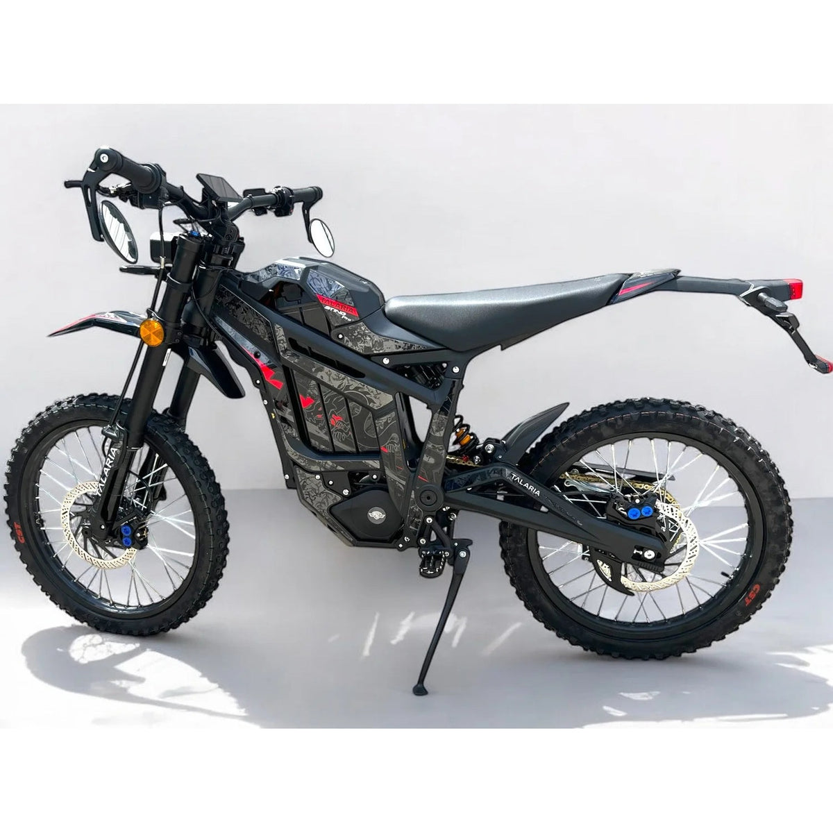 Talaria Sting PRO L1e TL5500 complete left-side profile with its side stand down.
